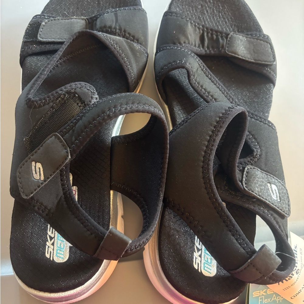 Skechers Women’s Brand new Gel Infused Sandals